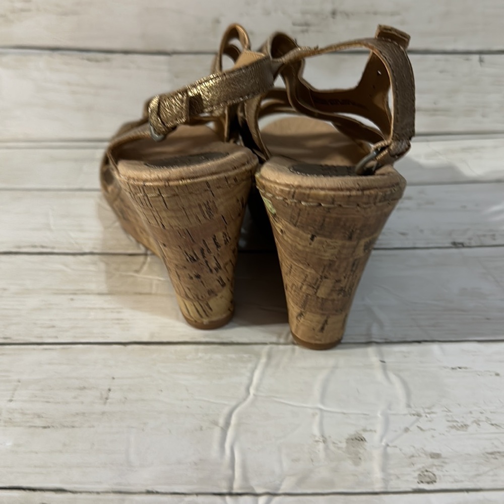 Beautiful BOC Wedges - Picture 2 of 5